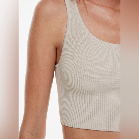 Sculpt Knit Squareneck Cropped Tank - Picture 4 of 7